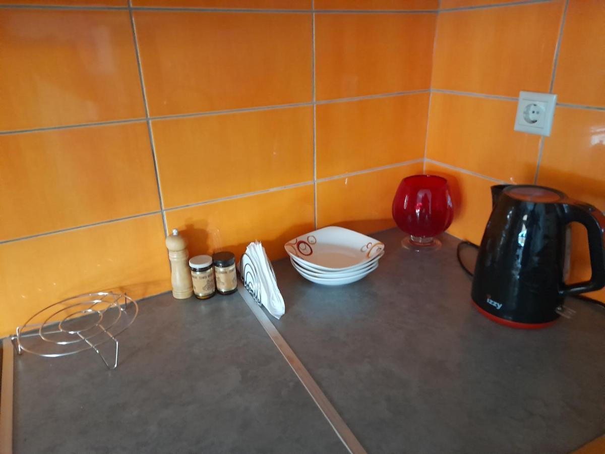 Ιδανικό Διαμέρισμα Δίπλα Στο Μετρό, Ανάμεσα Στο Κέντρο Και Τη Παραλία Athén Kültér fotó
