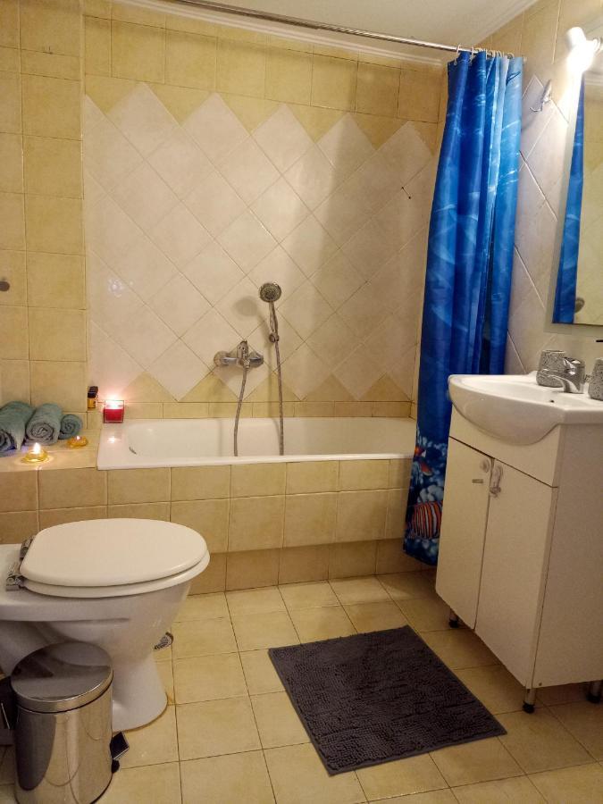 Ιδανικό Διαμέρισμα Δίπλα Στο Μετρό, Ανάμεσα Στο Κέντρο Και Τη Παραλία Athén Kültér fotó